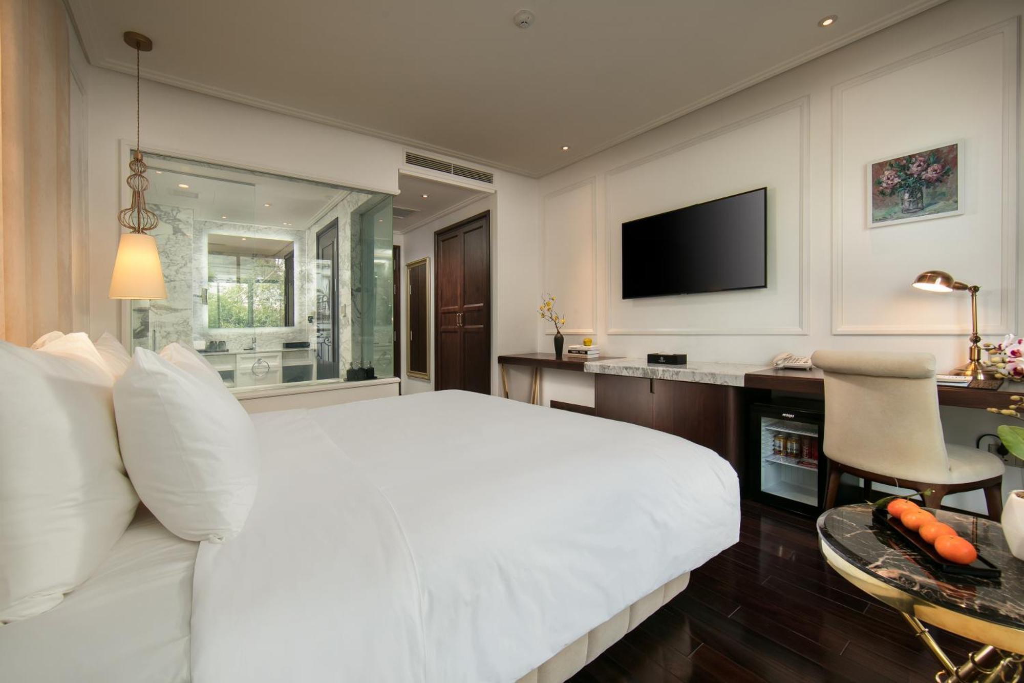 Anatole 5* Hanoi
